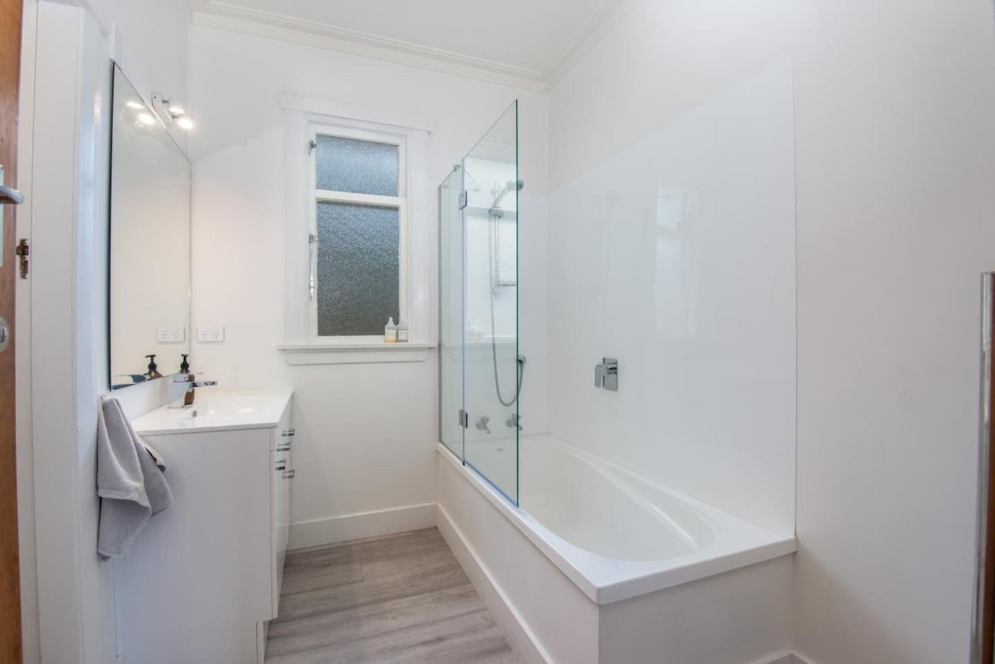 Stunning Family Home In Andersons Bay Dunedin Esterno foto